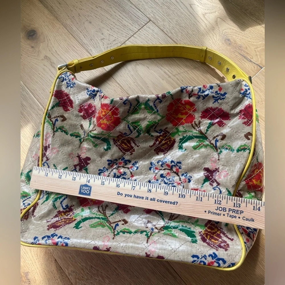 VERA BRADLEY FOLKLORIC FENWICK HOBO TOTE